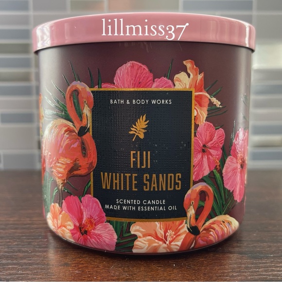 FIJI WHITE SANDS BRAND NEW BATH & BODY WORKS 3 WICK CANDLE GORGEOUS COLORED WAX - Picture 2 of 4
